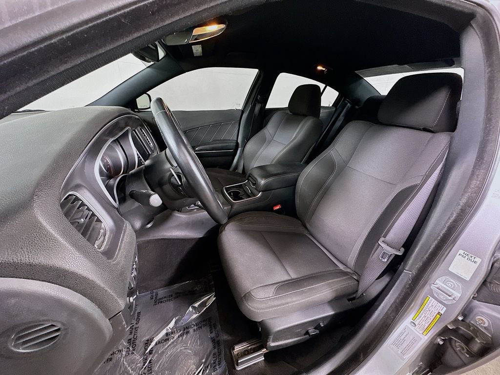 Used 2017 Dodge Charger R/T RWD image 13