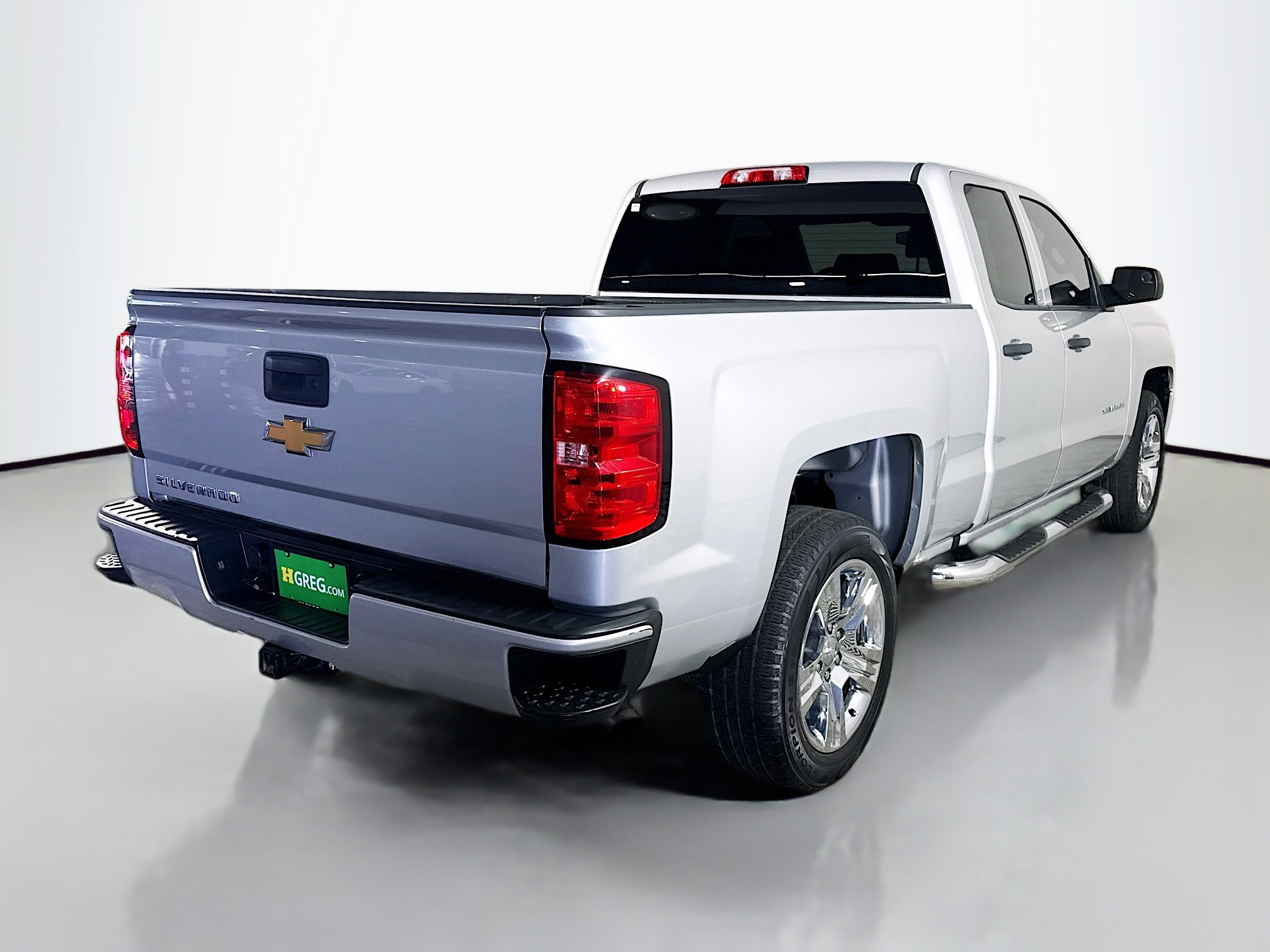 Used 2018 Chevrolet Silverado 1500 Custom w/ Custom Value Package image 10