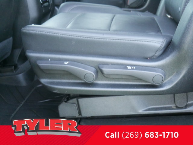 Used 2021 Chevrolet Tahoe Z71 w/ Z71 Signature Package AWD/4WD image 44