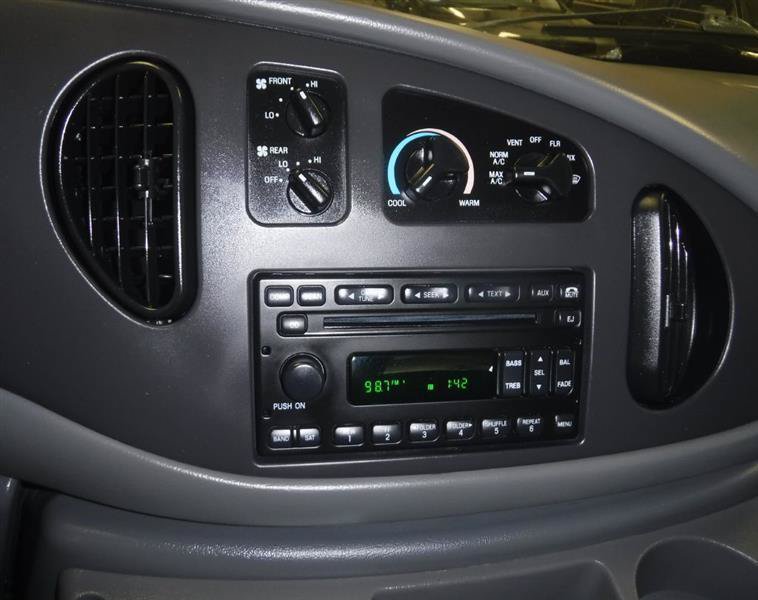 Used 2008 Ford E-350 and Econoline 350 XLT RWD image 39