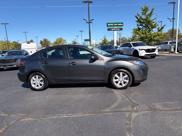 Used 2011 MAZDA MAZDA3 i Touring FWD image 4