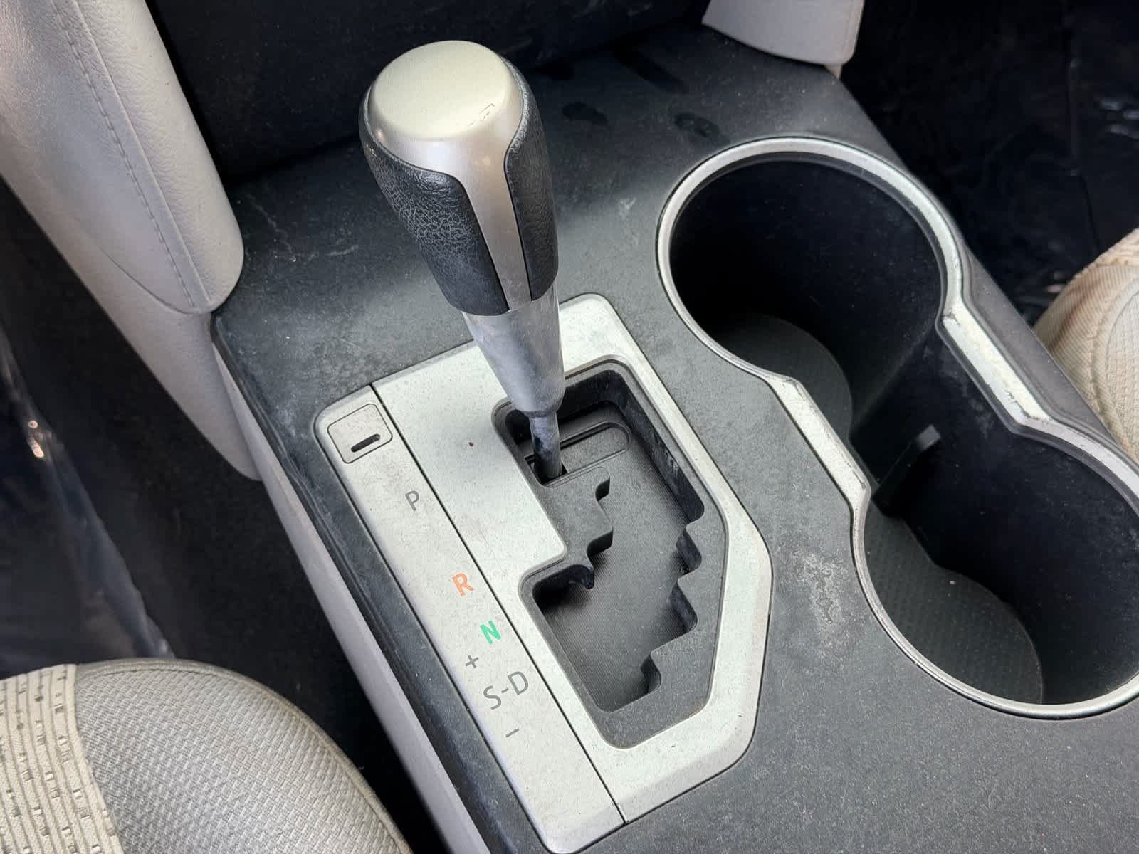 Used 2013 Toyota Camry LE FWD image 17
