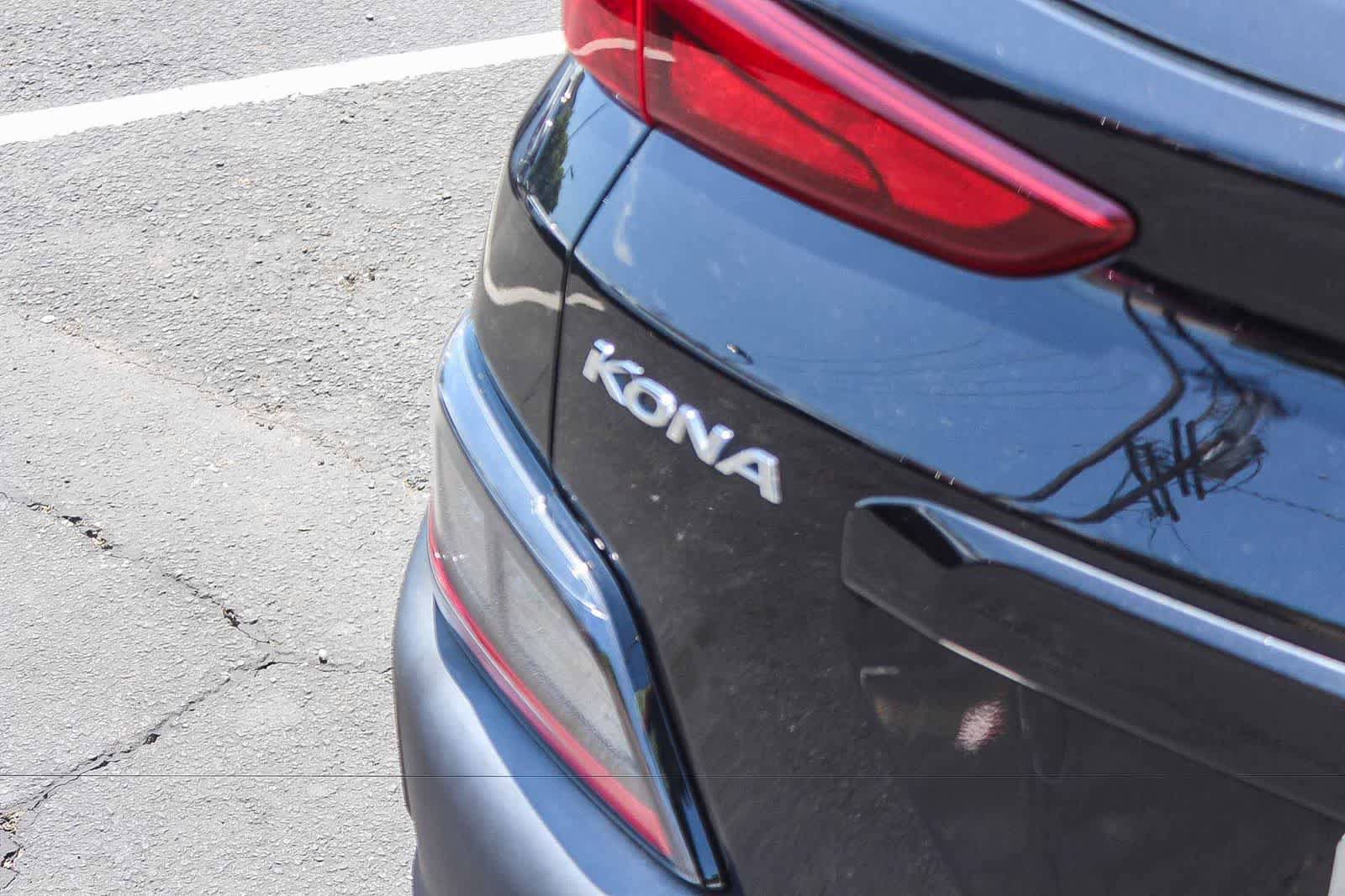 Certified 2023 Hyundai Kona SEL w/ Cargo Package FWD image 9