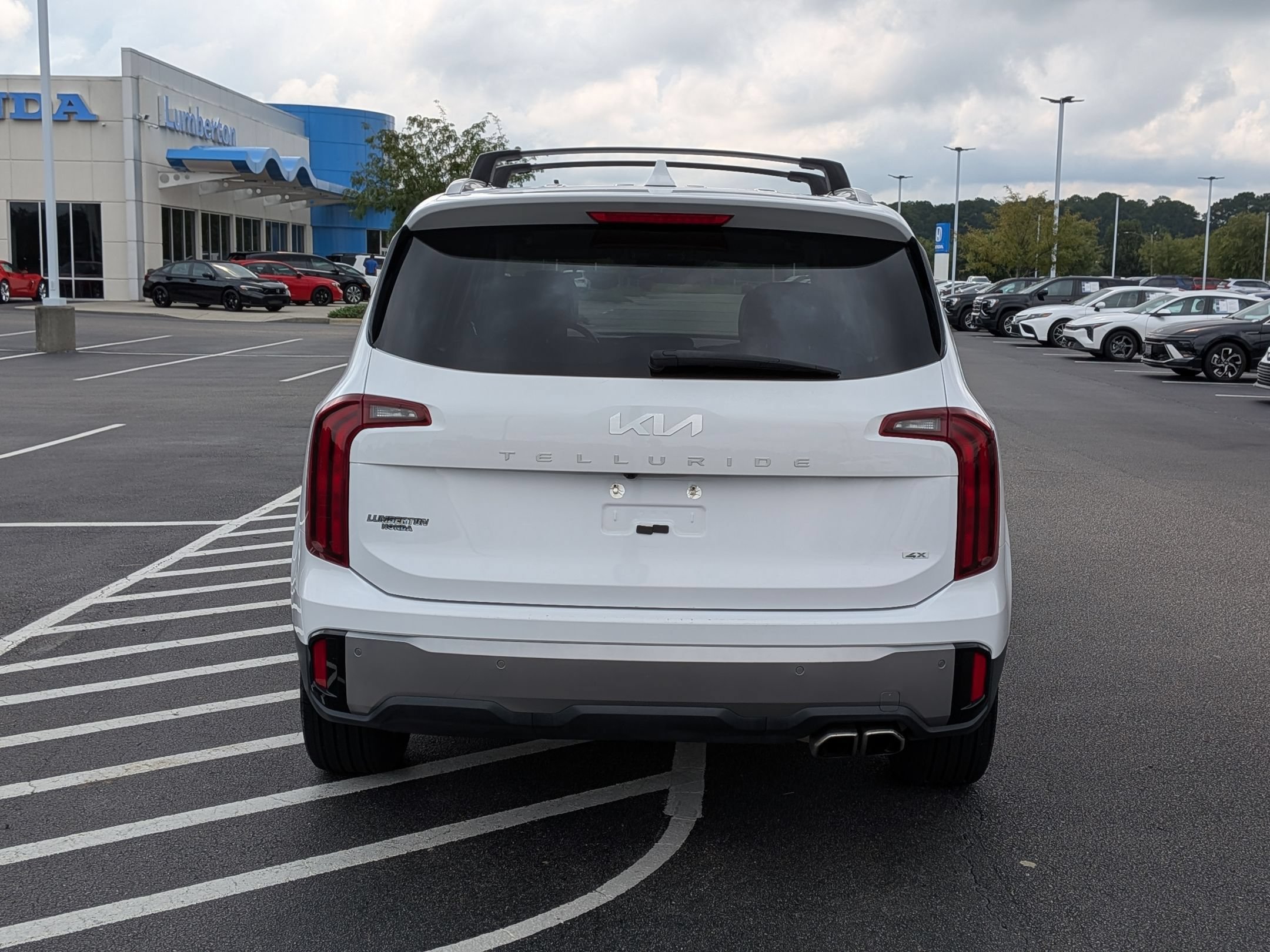 Used 2025 Kia Telluride S AWD/4WD image 4