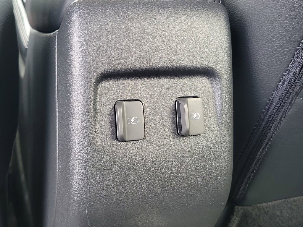 Used 2024 Nissan Kicks SR w/ SR Premium Package image 24