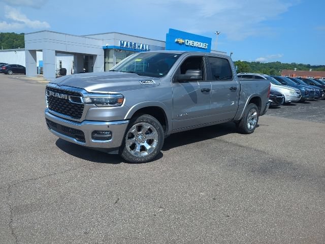 Used 2026 RAM 1500 Big Horn AWD/4WD image 2