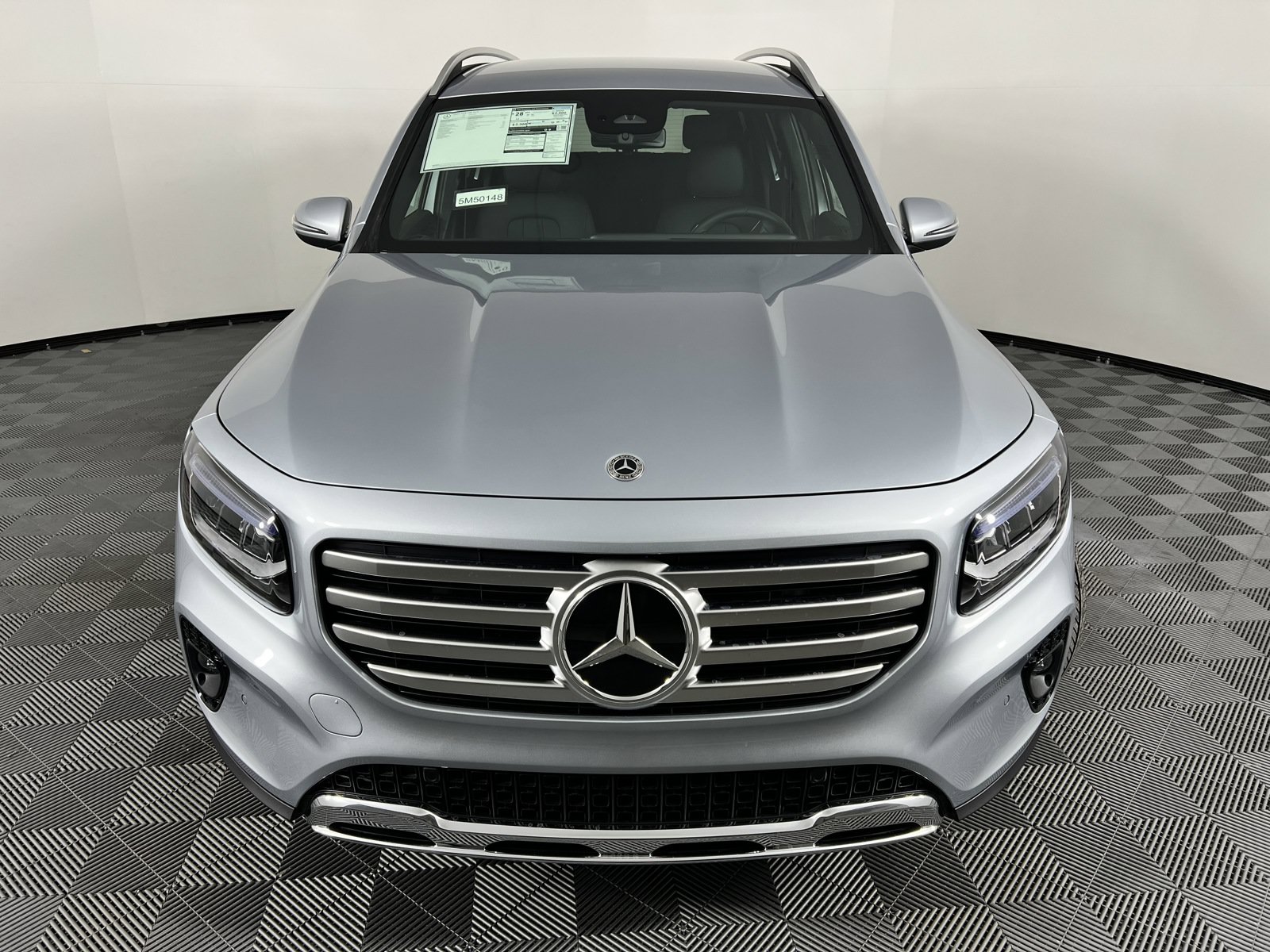 Used 2025 Mercedes-Benz GLB 250 image 5