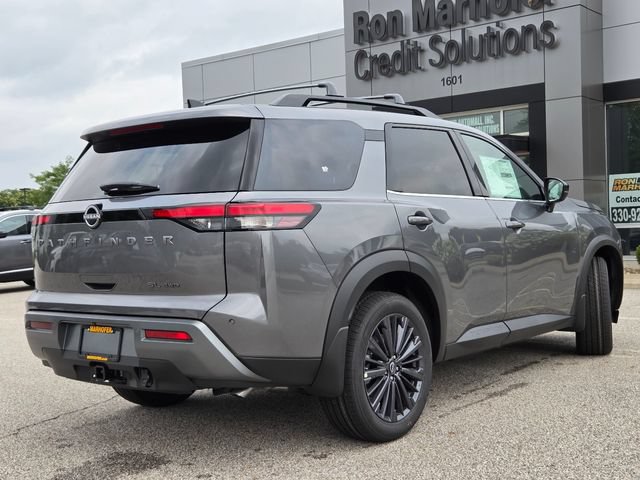 New 2026 Nissan Pathfinder SL w/ SL Premium Package AWD/4WD image 16