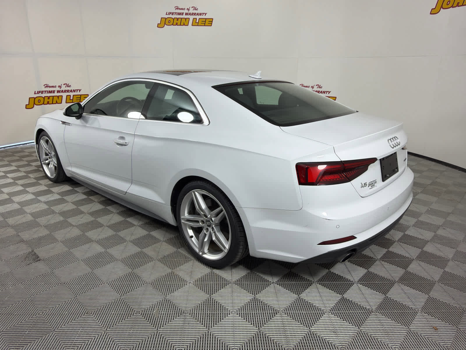 Used 2019 Audi A5 2.0T Premium Plus w/ Premium Plus image 3