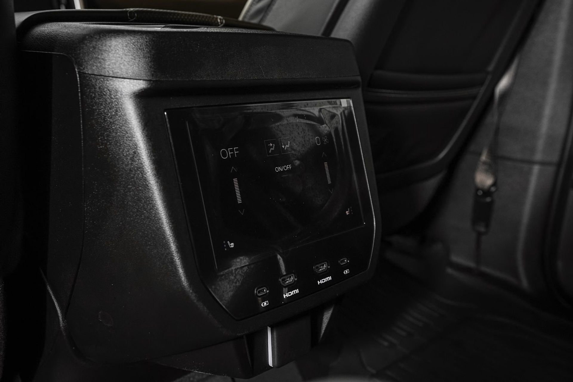 Used 2026 GMC Yukon XL Denali Ultimate w/ LPO, Floor Liner Package image 14