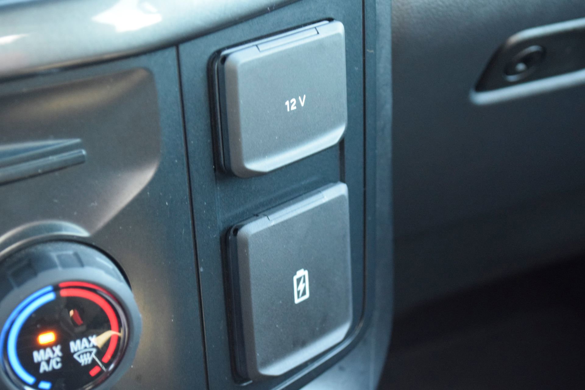 Used 2025 Ford F150 STX w/ Equipment Group 200A AWD/4WD image 14