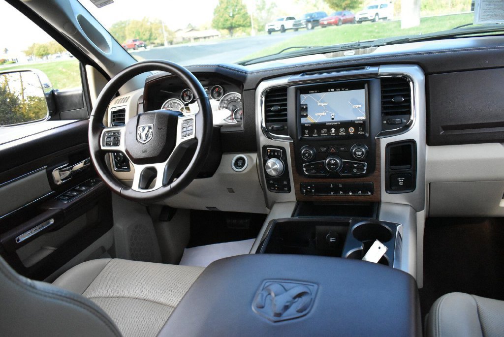 Used 2015 RAM 1500 Laramie w/ Convenience Group AWD/4WD image 34