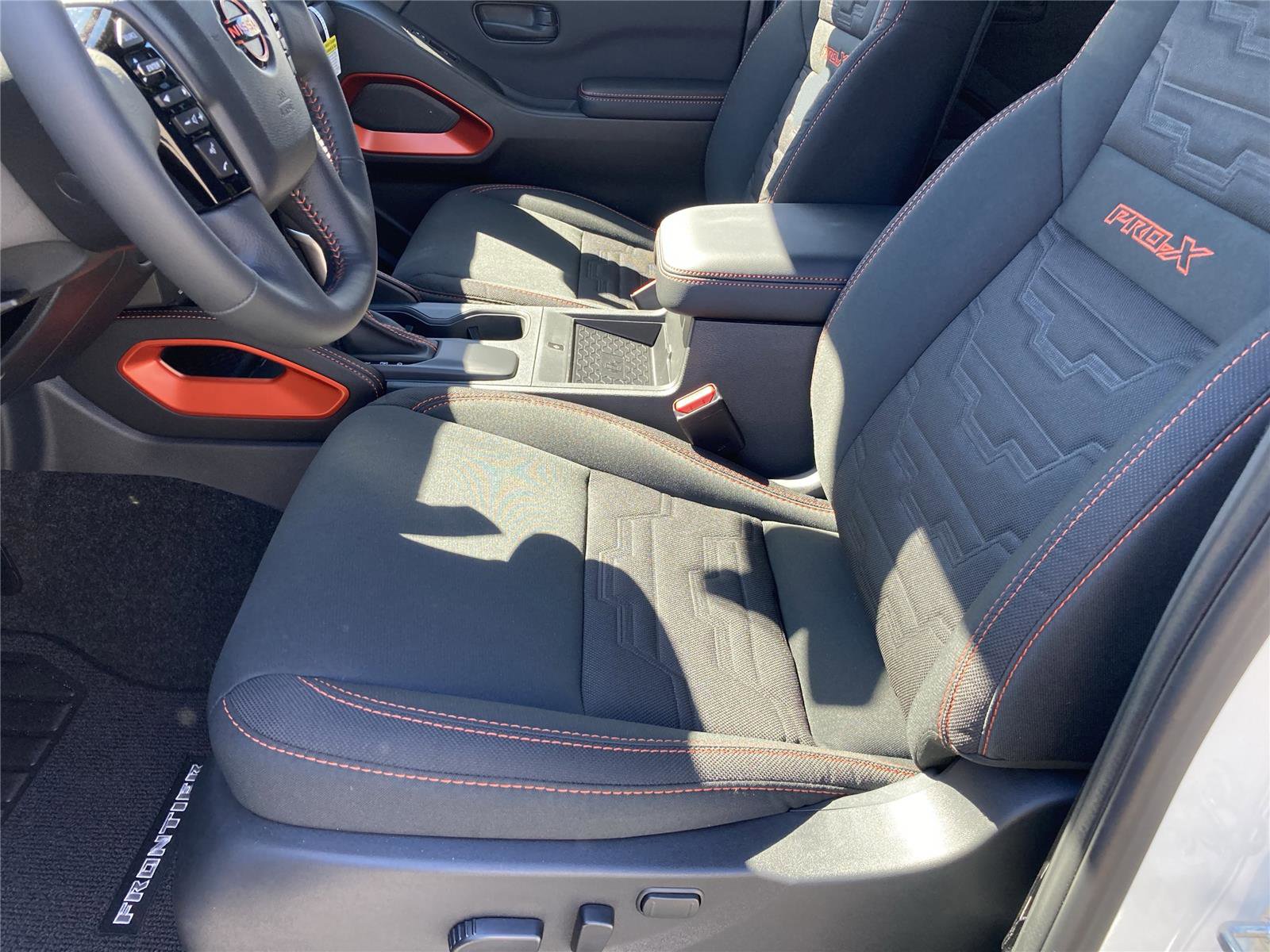 New 2026 Nissan Frontier Pro-X w/ Pro-X Convenience Package image 25