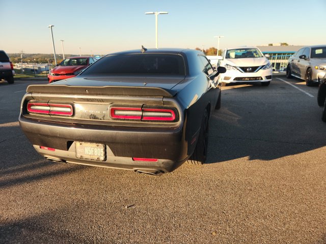 Used 2018 Dodge Challenger R/T Scat Pack w/ Driver Convenience Group RWD image 9