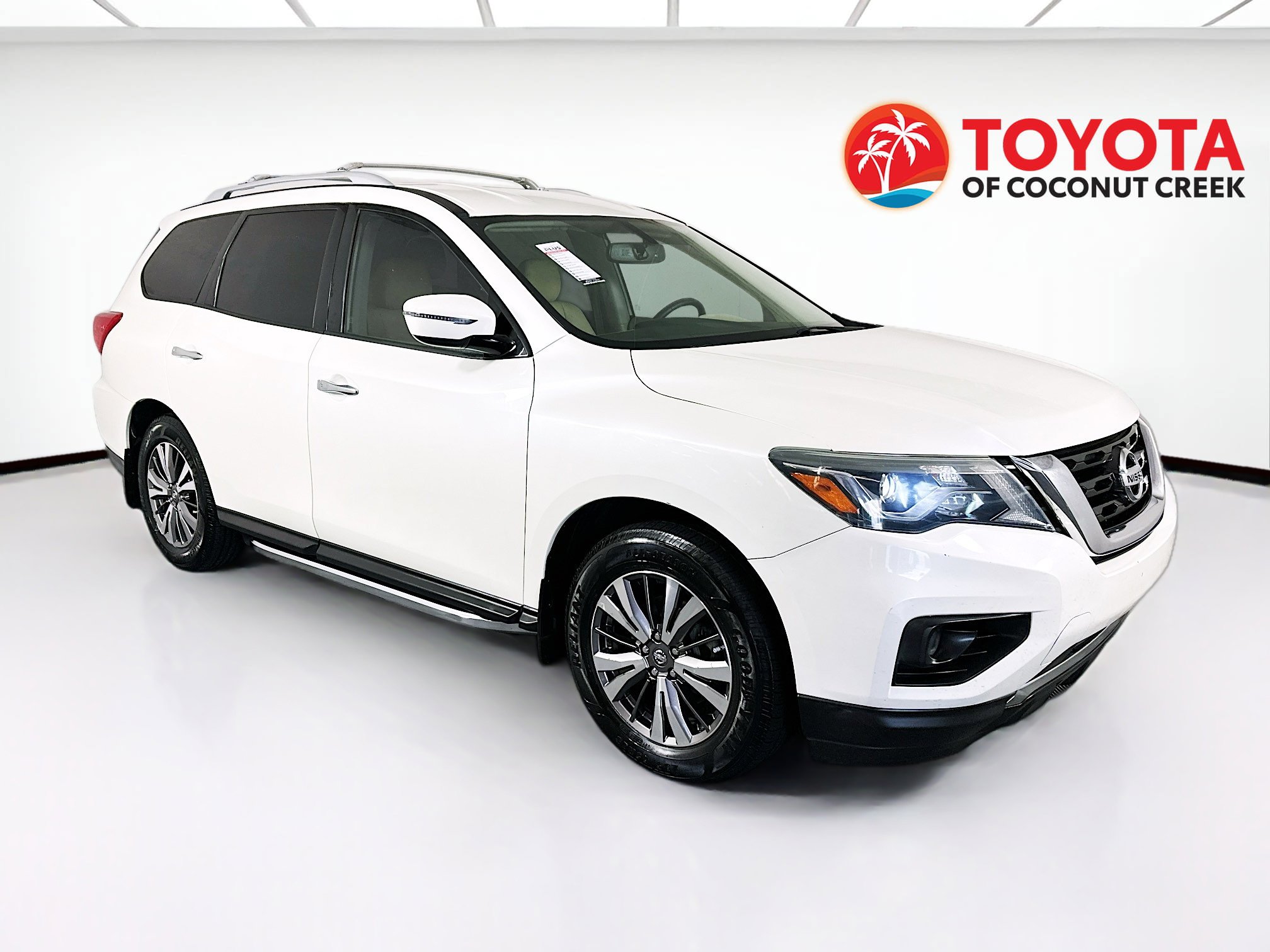 Used 2018 Nissan Pathfinder SV