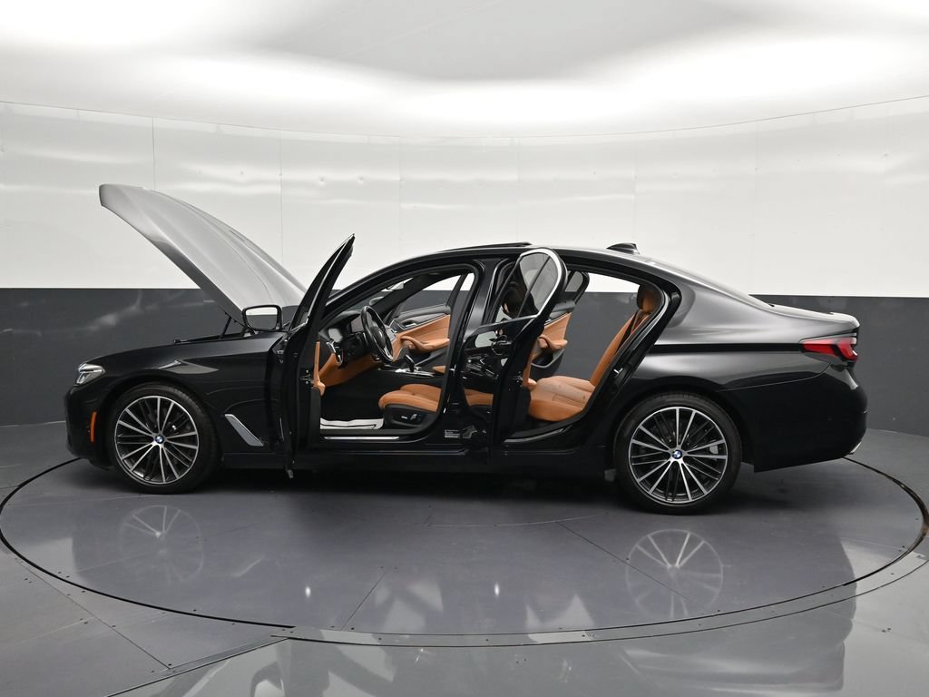 Used 2021 BMW 530i w/ Premium Package RWD image 42