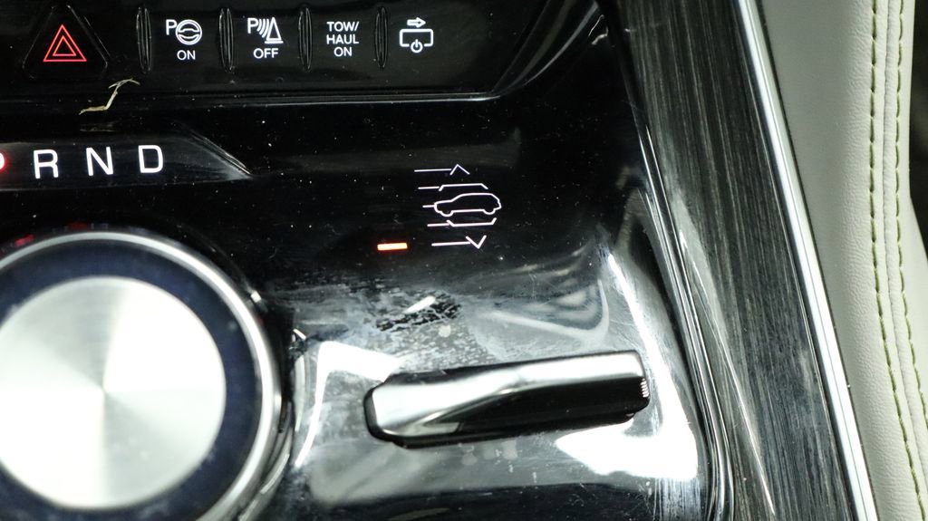 Used 2022 Jeep Wagoneer Series III w/ Premium Group I image 44