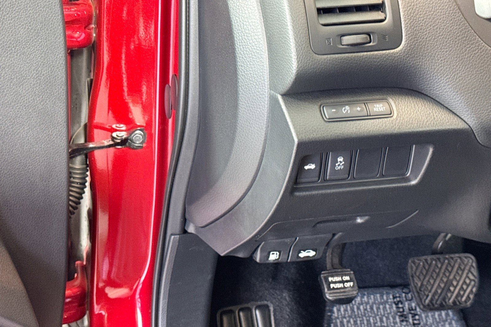 Used 2017 Nissan Altima 2.5 SR FWD image 10