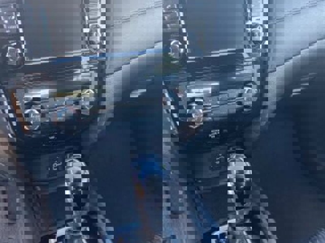 Used 2019 Nissan Rogue SV image 12