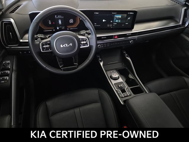 Certified 2025 Kia Sorento EX w/ EX Panoramic Sunroof Package AWD/4WD image 19