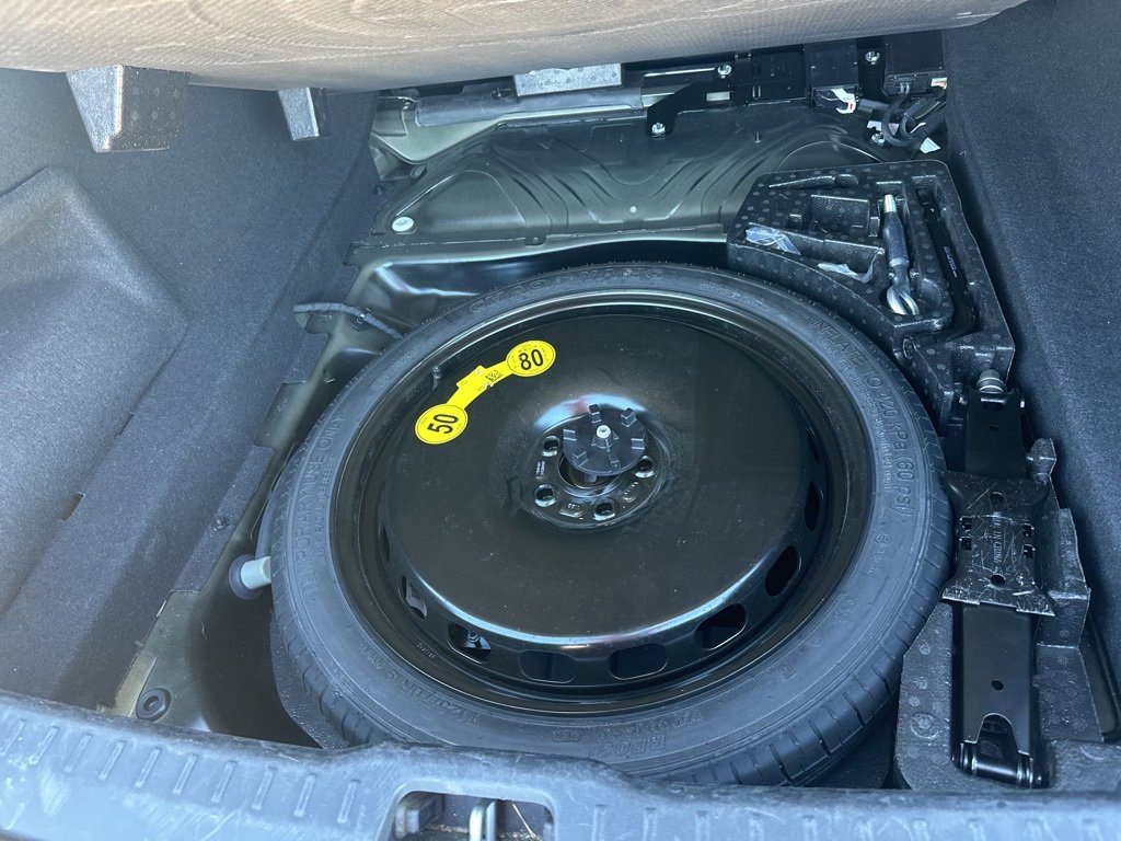 Used 2024 Volvo S90 B6 Plus image 34