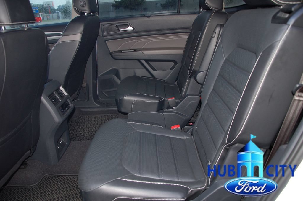 Used 2022 Volkswagen Atlas SEL Premium AWD/4WD image 12