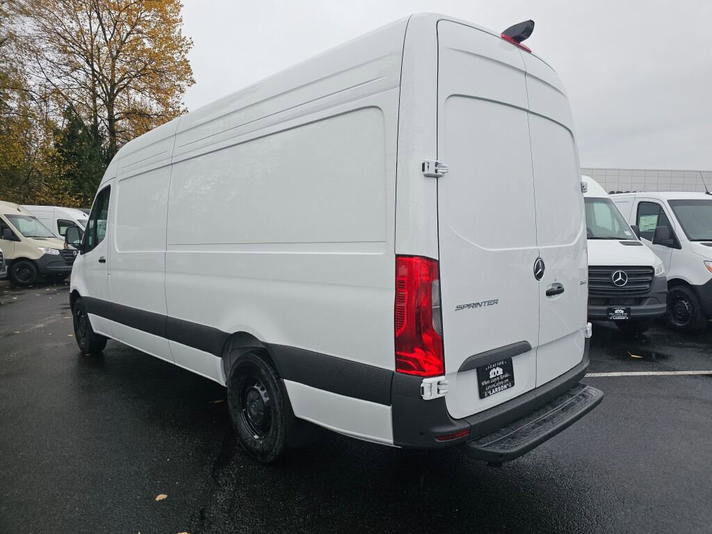 New 2025 Mercedes-Benz Sprinter 2500 image 4