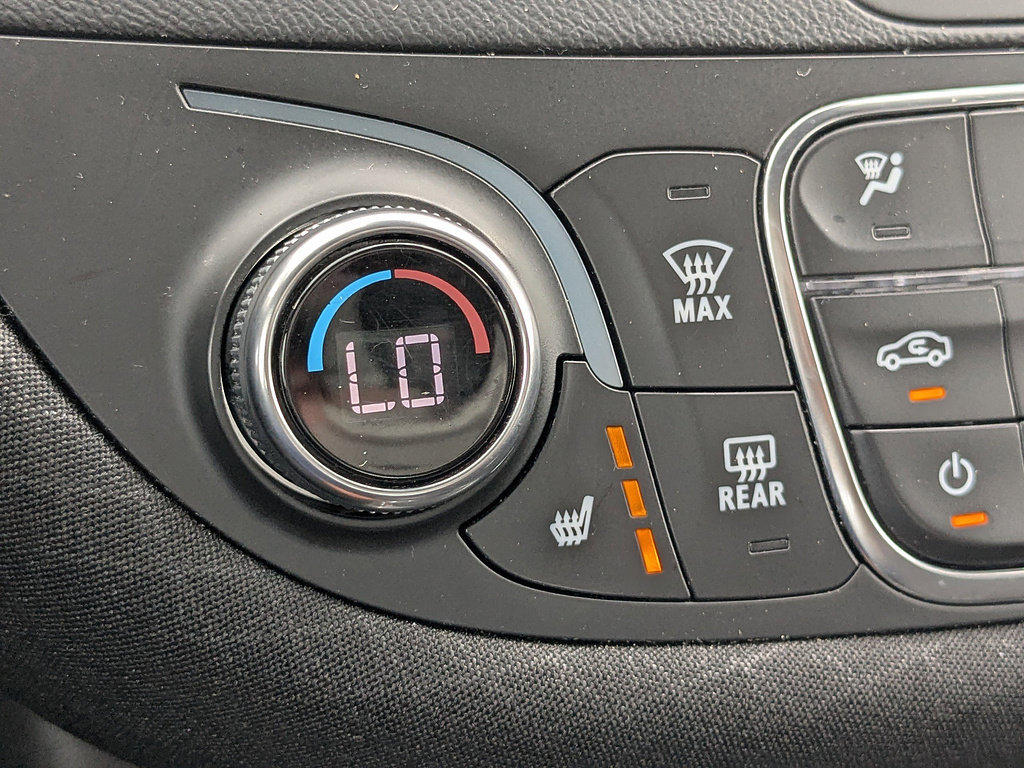 Used 2025 Chevrolet Malibu LT FWD image 19