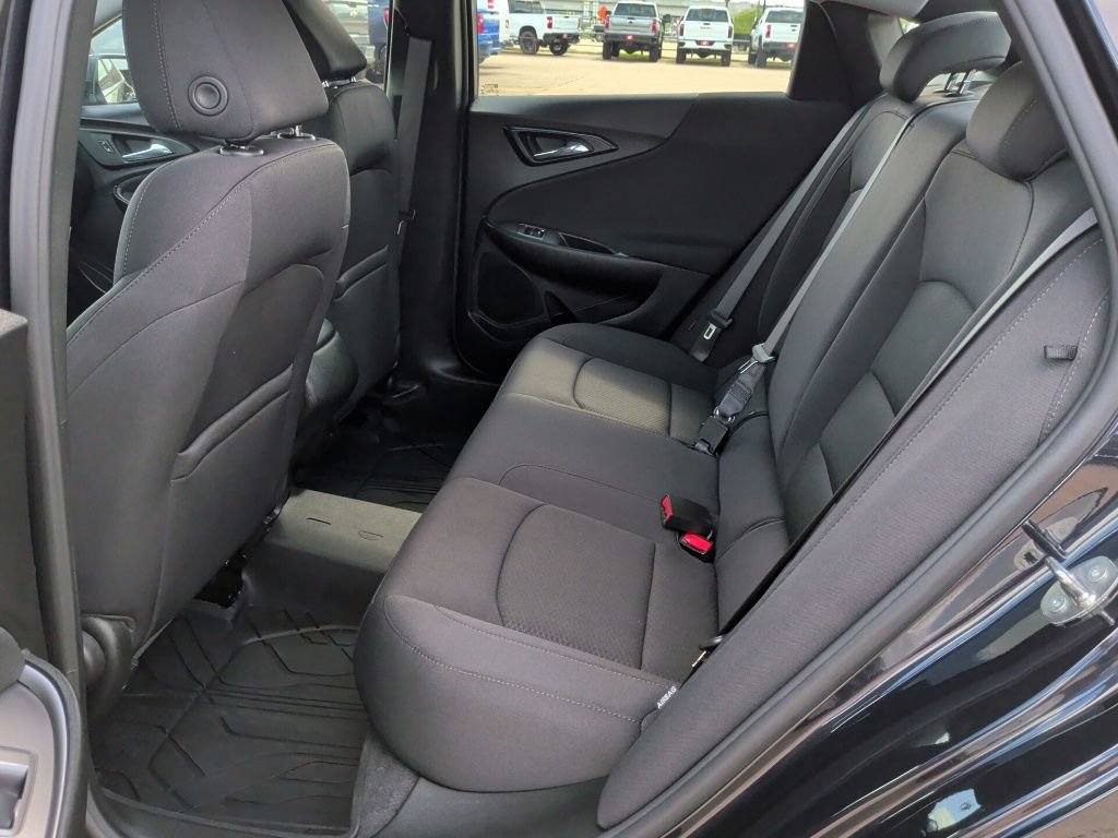 Used 2022 Chevrolet Malibu LS FWD image 31