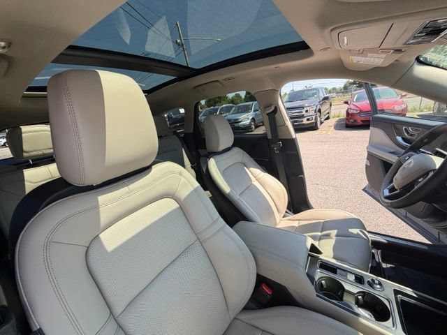 Certified 2026 Lincoln Corsair Premiere AWD/4WD image 34