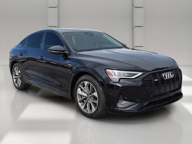 Used 2021 Audi e-tron Premium Plus w/ Premium Plus Package AWD/4WD image 7