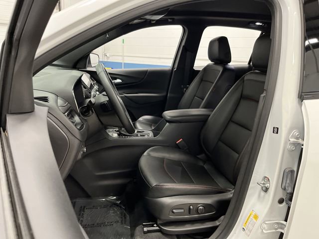 Used 2024 Chevrolet Equinox RS w/ RS Leather Package image 4