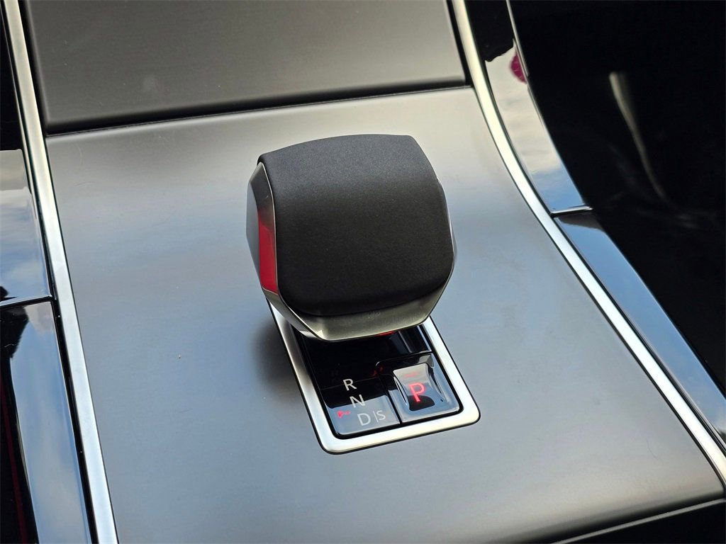 New 2026 Land Rover Range Rover Velar S image 15