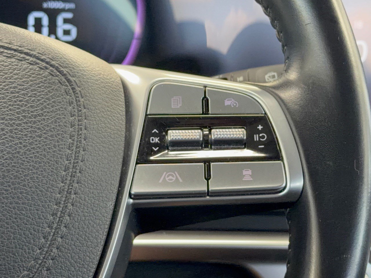 Used 2025 Kia Telluride S FWD image 19