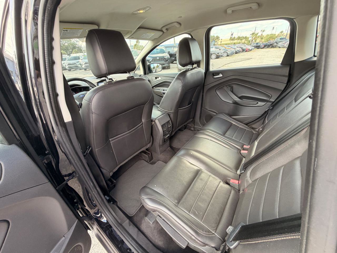 Used 2016 Ford C-MAX Energi SEL FWD image 12