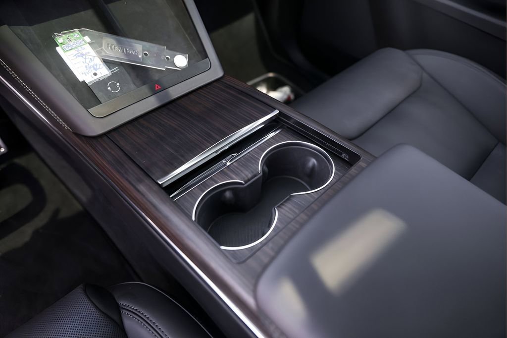 Used 2023 Tesla Model X image 20