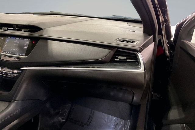 Used 2023 Cadillac XT5 Premium Luxury image 17