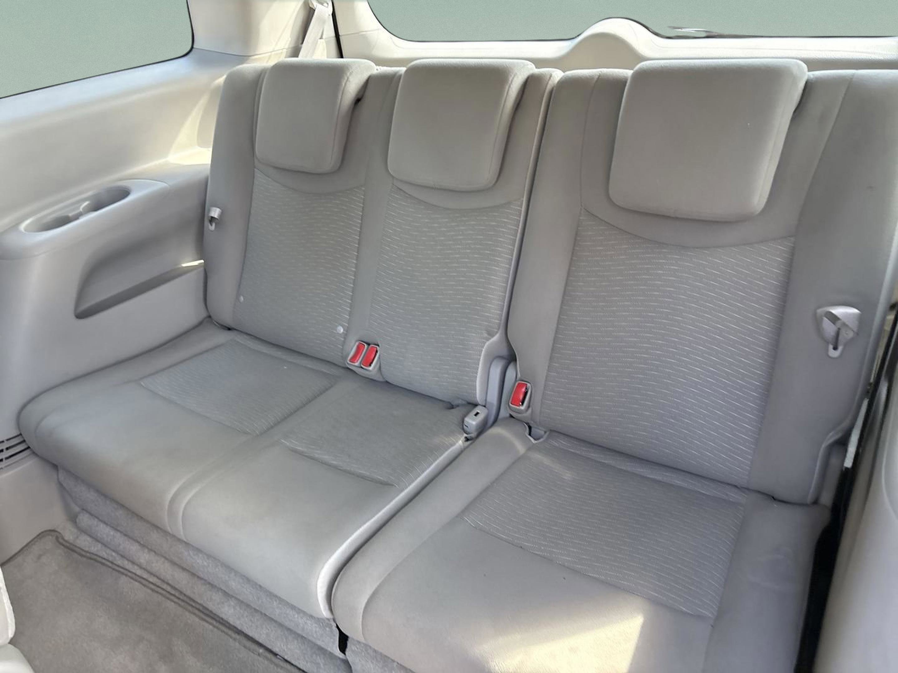 Used 2014 Nissan Quest S FWD image 19