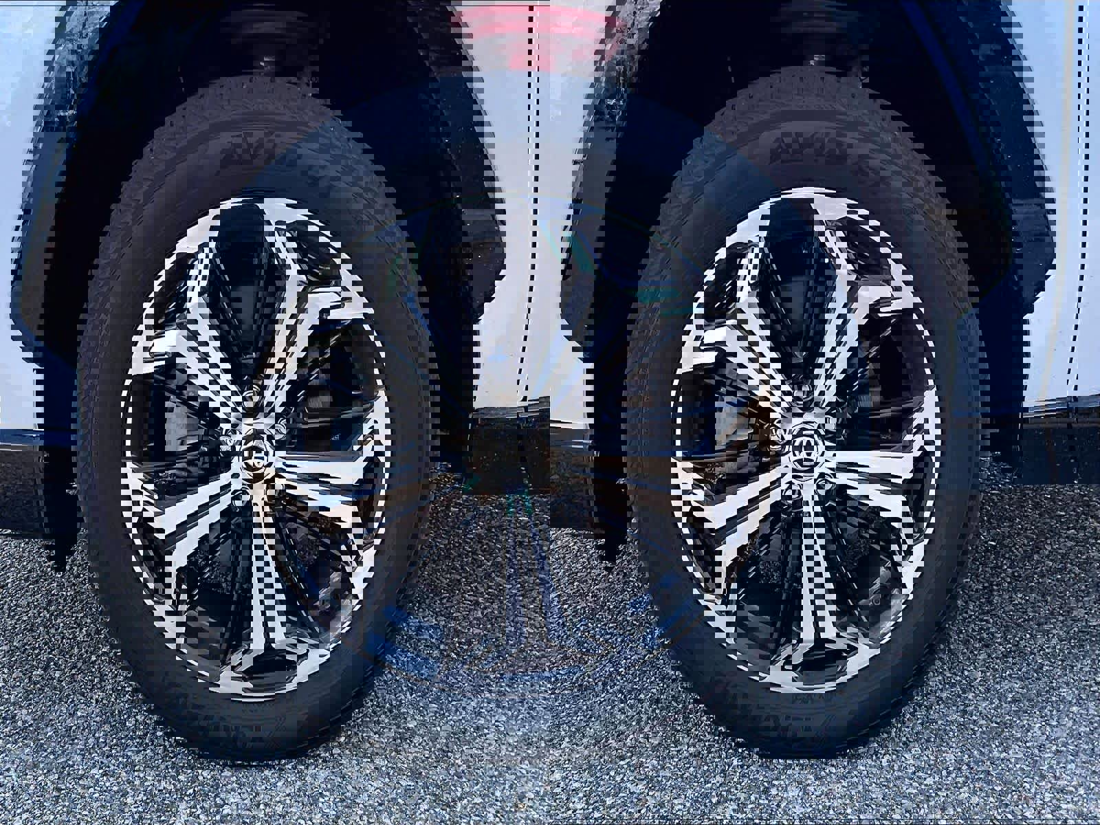 Used 2023 Toyota RAV4 XSE w/ Weather Package AWD/4WD image 7