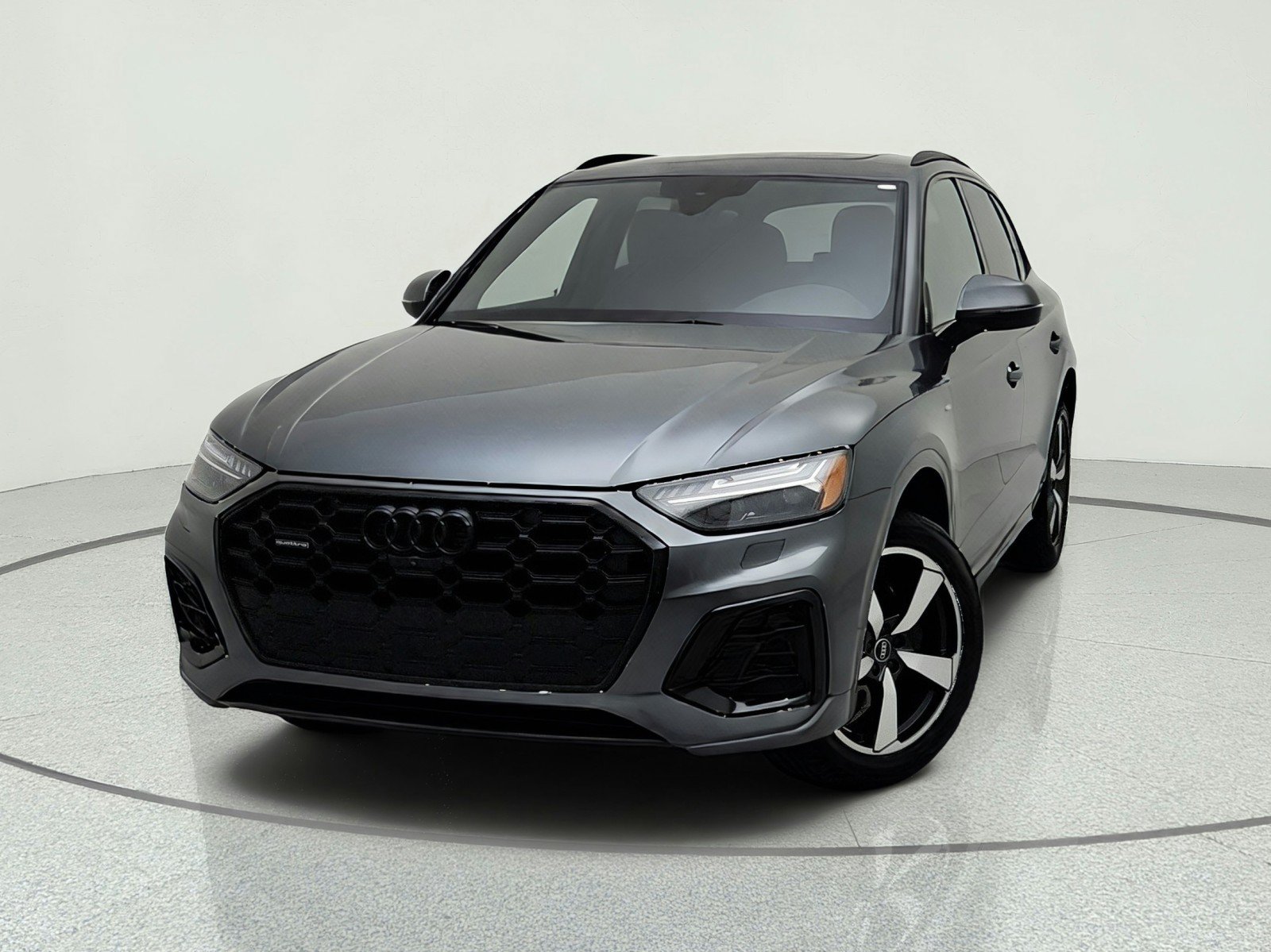 Used 2024 Audi Q5 2.0T Prestige AWD/4WD image 3