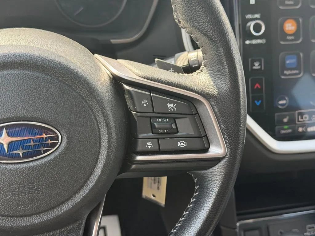 Used 2023 Subaru Ascent Premium AWD/4WD image 17