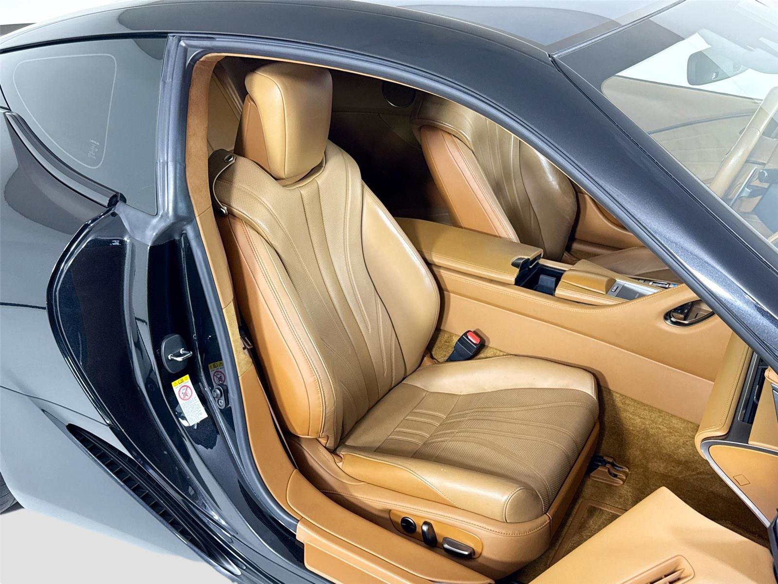 Used 2018 Lexus LC 500 Coupe image 25