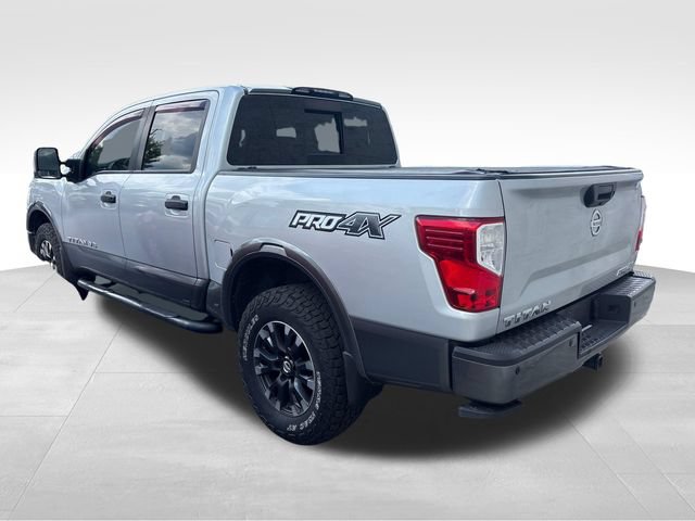 Used 2018 Nissan Titan PRO-4X w/ Pro-4x Convenience Package AWD/4WD image 3