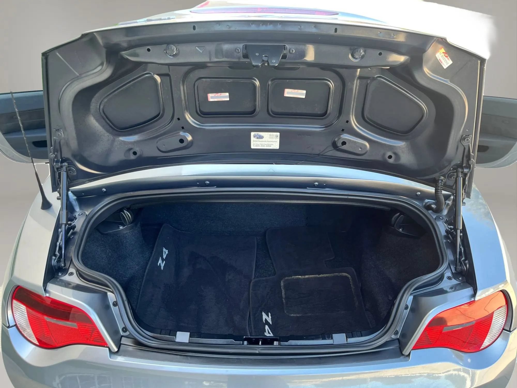 Used 2008 BMW Z4 3.0si RWD image 14