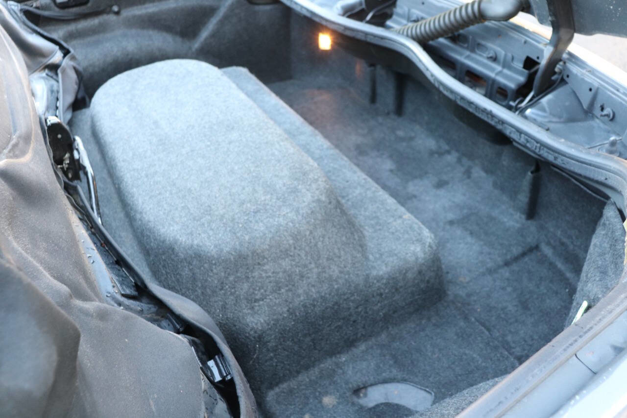 Used 2008 Pontiac Solstice Convertible w/ Preferred Package image 35