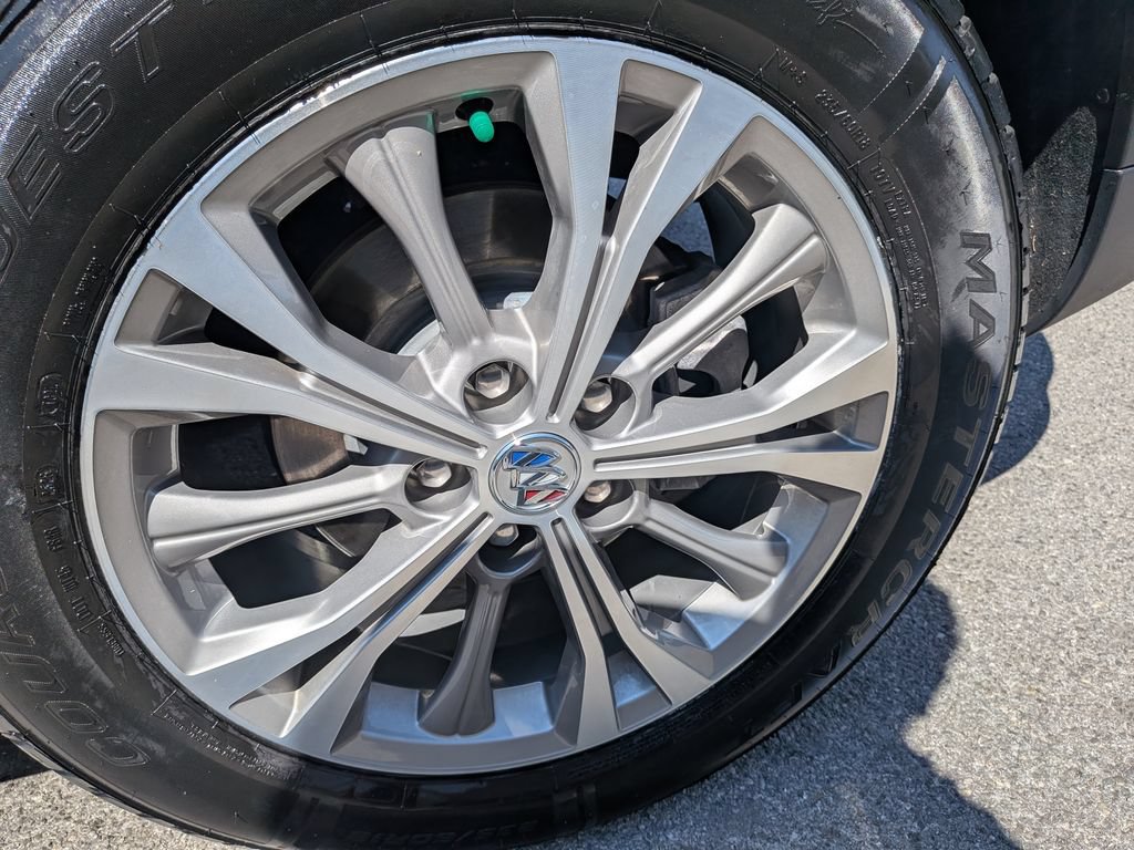 Used 2022 Buick Envision Preferred FWD image 42