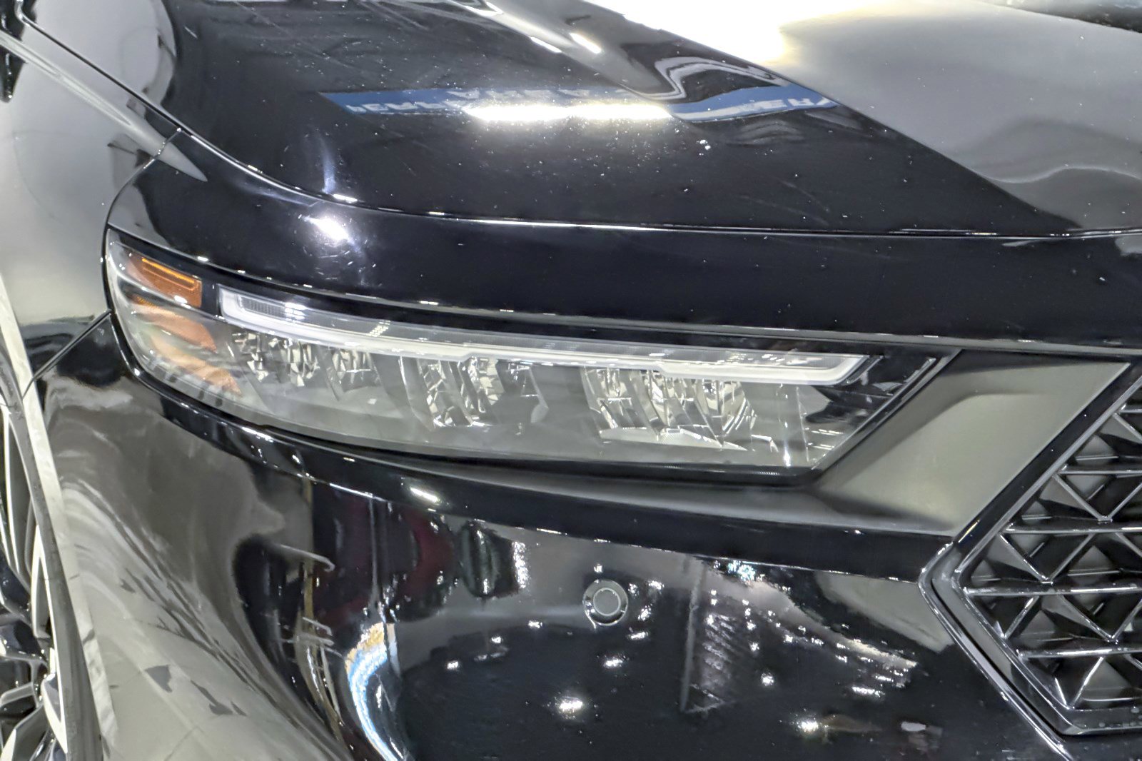 Used 2024 Honda Accord Touring image 10