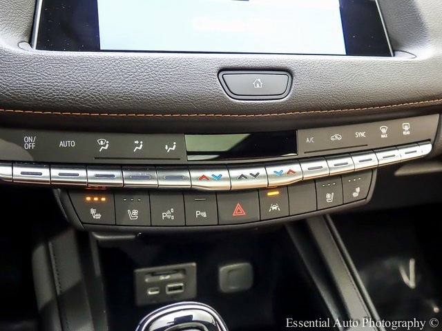 Certified 2022 Cadillac XT4 Premium Luxury w/ Enhanced Visibility Package image 18