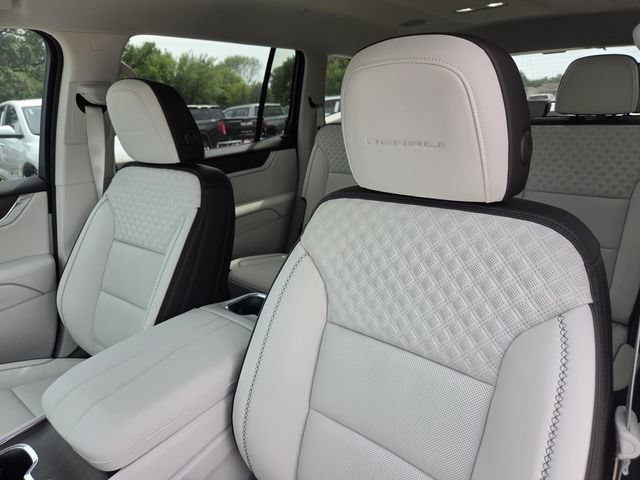 New 2026 GMC Acadia Denali w/ Super Cruise Package AWD/4WD image 27