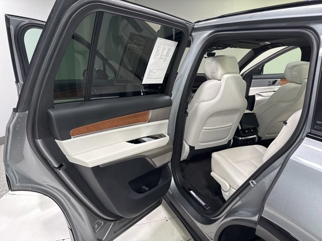 Used 2026 Cadillac Vistiq Sport w/ LPO, Floor Liner Package AWD/4WD image 24